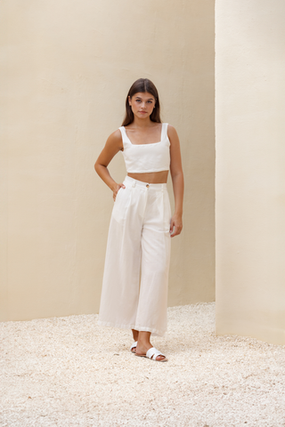 Rawbought Terra Wrap Top with adjustable tie closure and double-layered design for versatile styling, crafted from a luxurious linen-viscose blend, in sizes XS to XXXL in Coal and Sand.